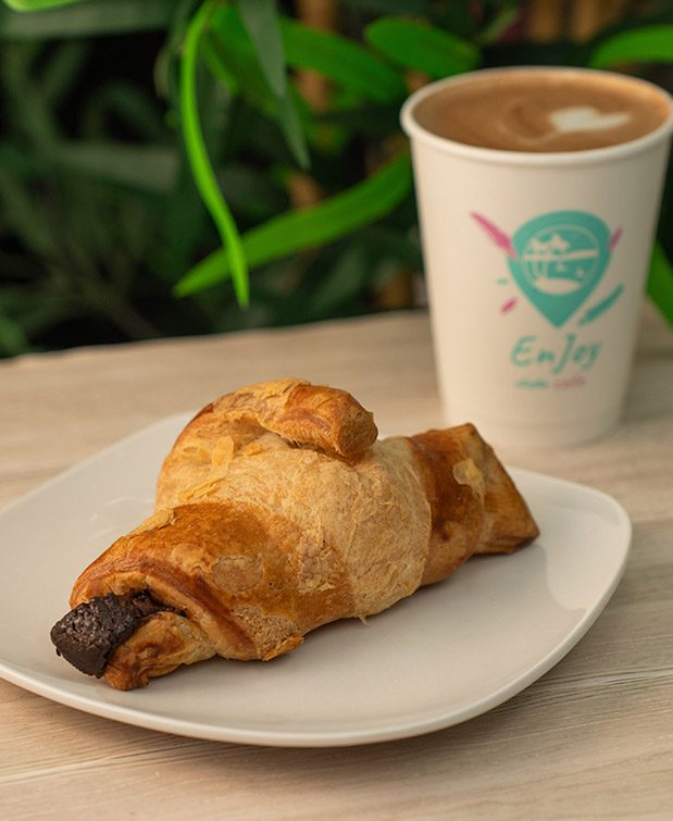 Enjoy-Cafe-Bakery-12